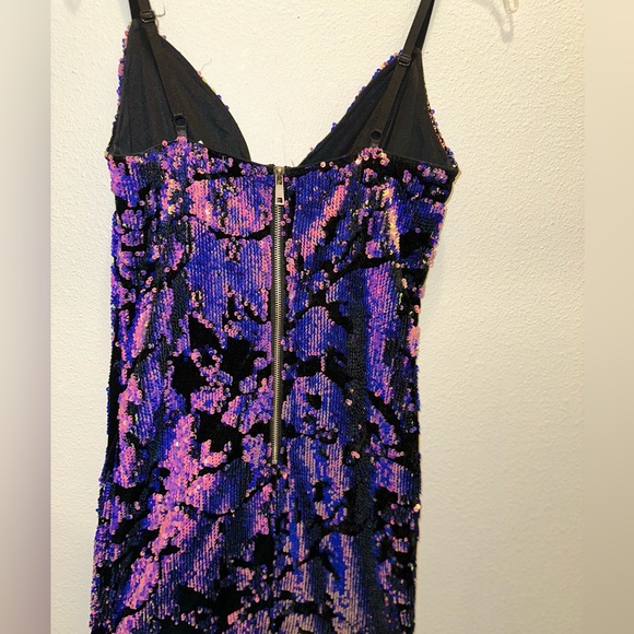 Metallic/Sequin Party Dress! - Picture 5 of 7